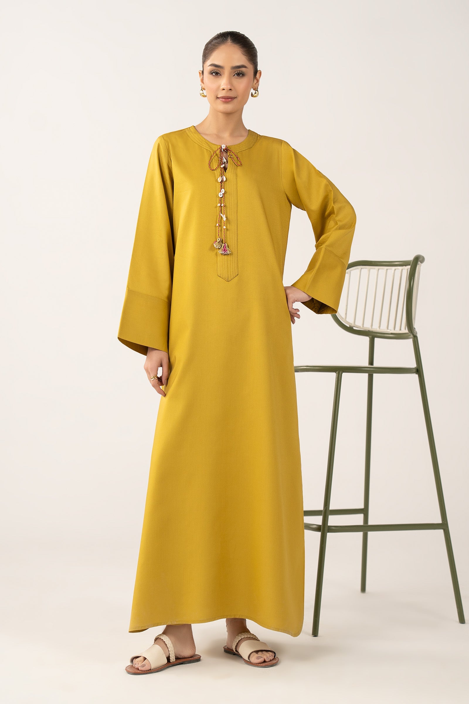 2 Pc Dyed Arabic Lawn Suit